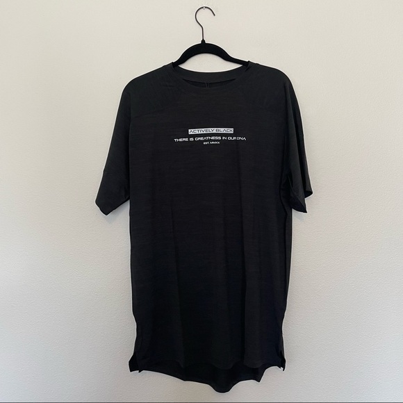 New in package actively black marble mens statement performance tee - Picture 1 of 3